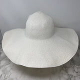 WOMEN'S HAT white