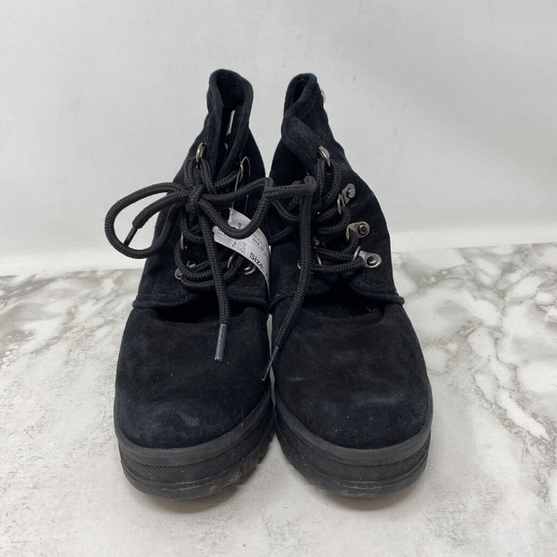 WOMEN'S BOOTS black 7?