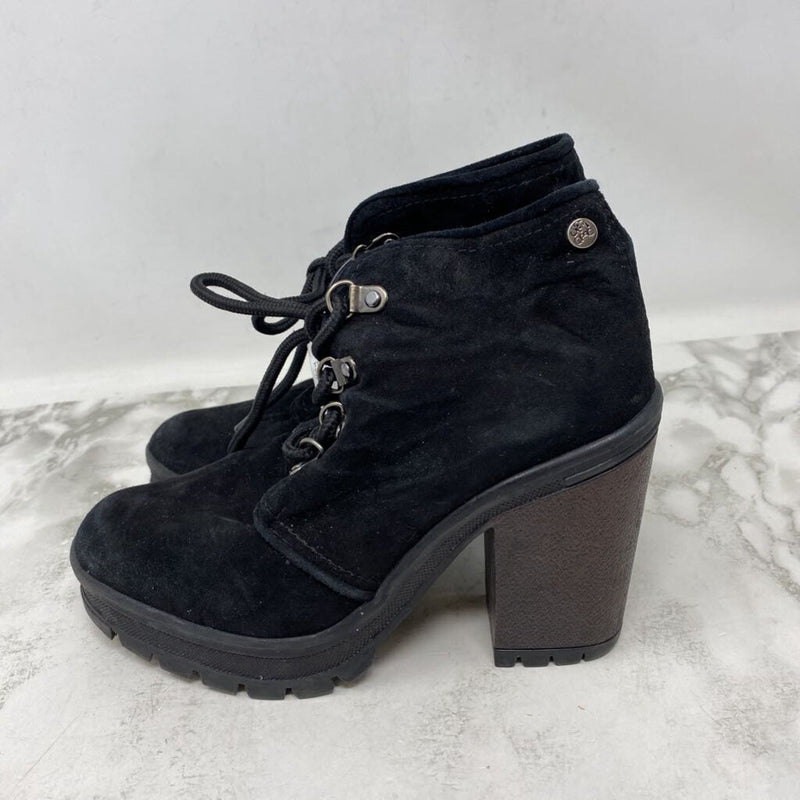 WOMEN'S BOOTS black 7?