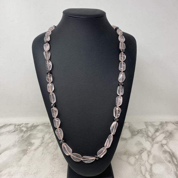 WOMEN'S NECKLACE pink