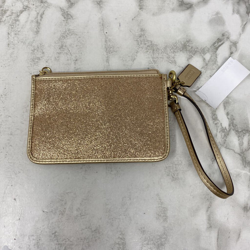 COACH WOMEN'S WALLET/WRISTLET gold