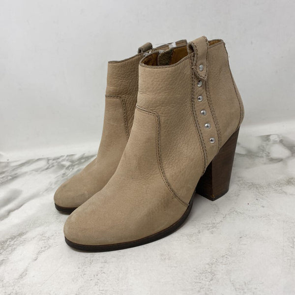 COACH WOMEN'S BOOTS beige 6.5