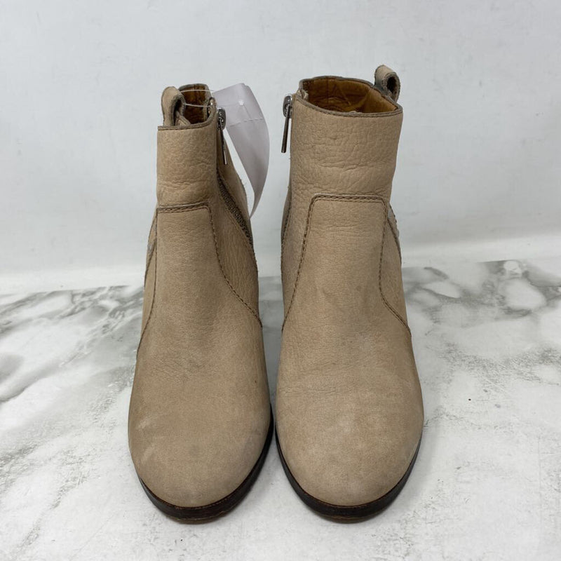 COACH WOMEN'S BOOTS beige 6.5