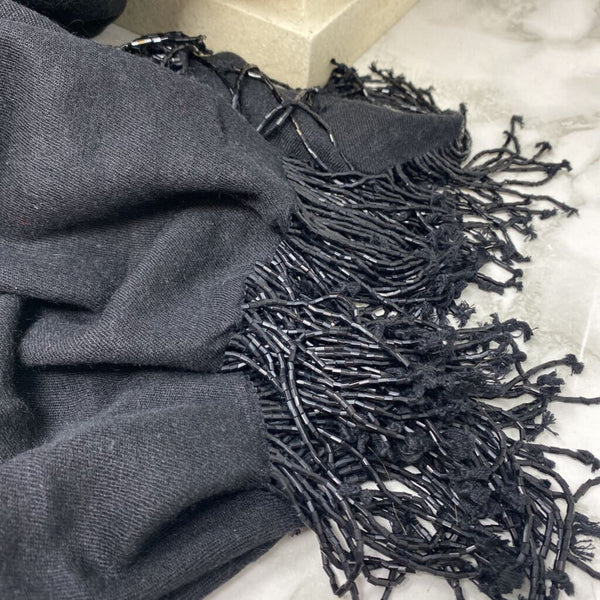 WOMEN'S SCARF/SHAWL black