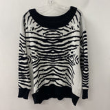 Lord & Taylor WOMEN'S SWEATER zebra print XL