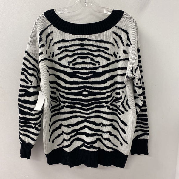 Lord & Taylor WOMEN'S SWEATER zebra print XL