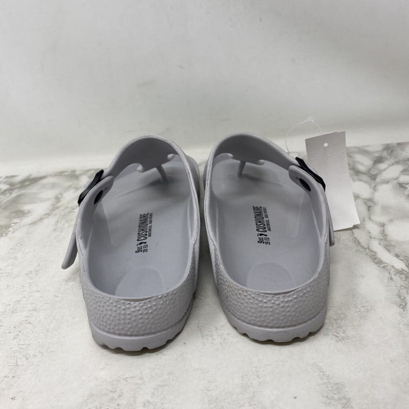 CUSHIONAIRE WOMEN'S SANDALS ice grey 9